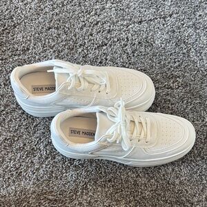 Steve Madden Women’s Platform White Size 8.5  Sneakers